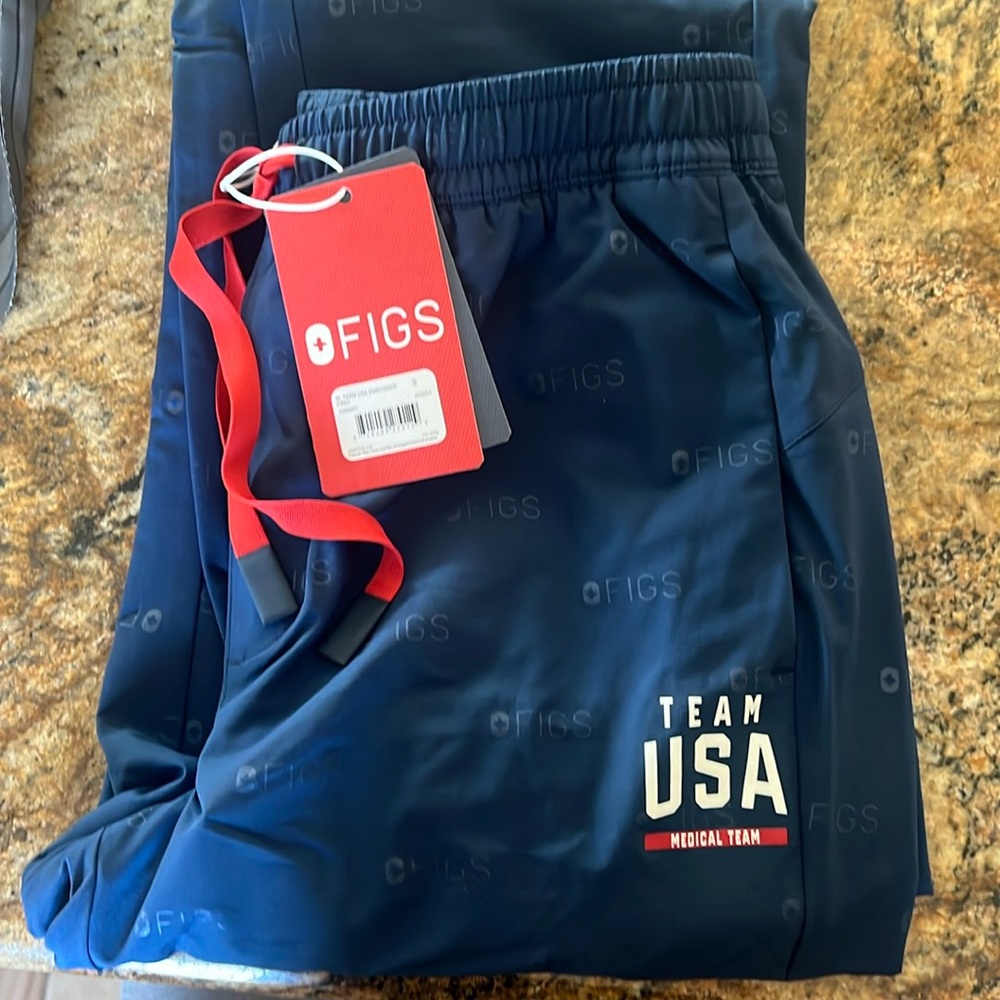 FIGS x Team USA On-Shift Embossed Jogger Pants